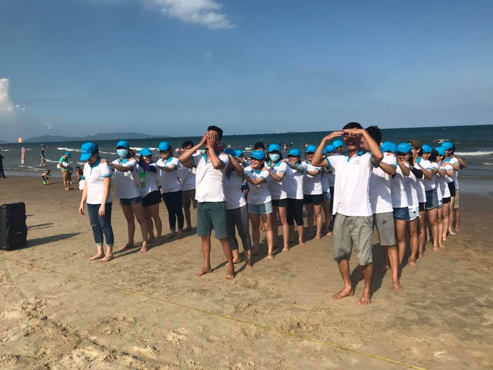 c&aacute;t vạn lợi team building